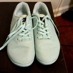 NOBULL blue shoes size 6.5